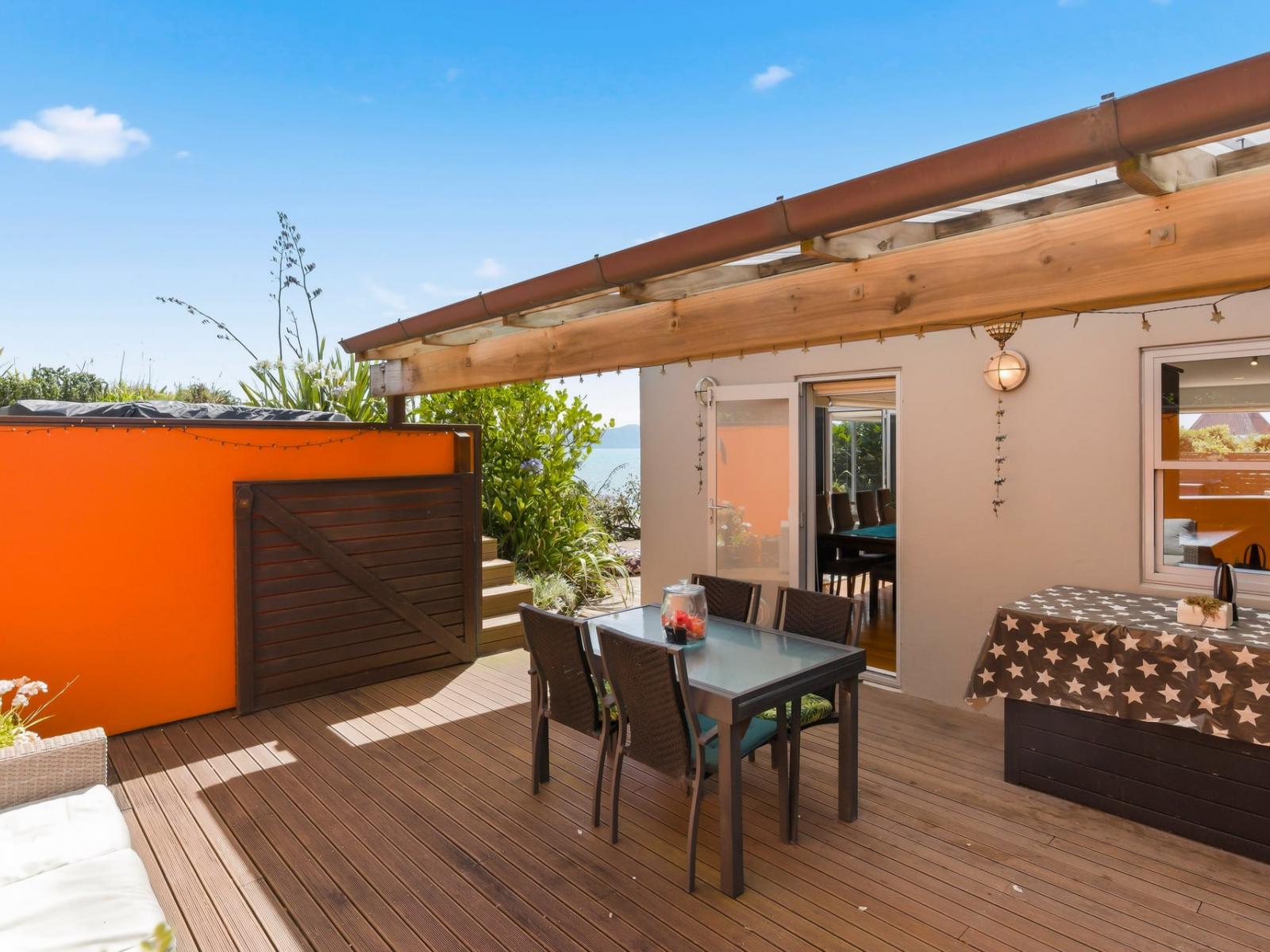 60 The Esplanade, Raumati South