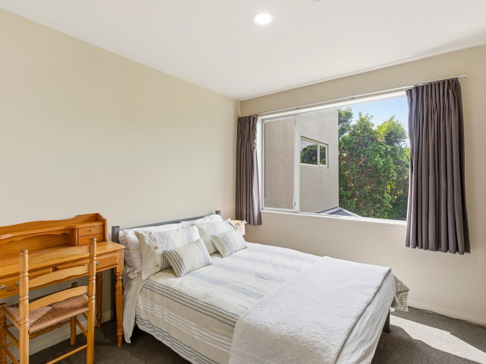 60 The Esplanade, Raumati South