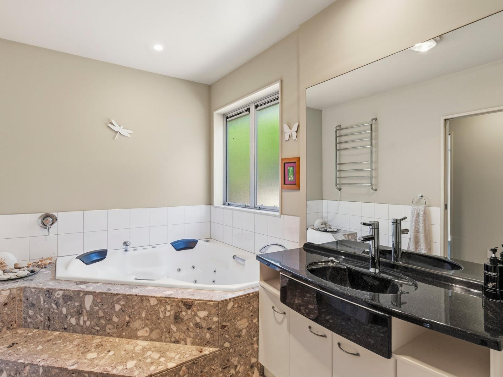 60 The Esplanade, Raumati South