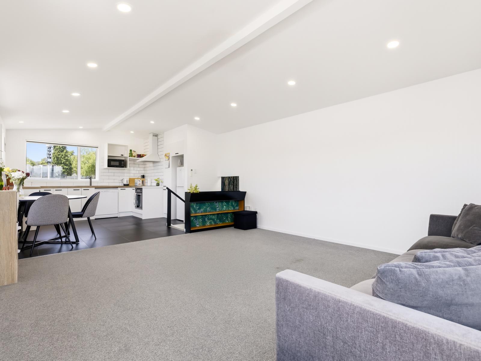 35B Richmond Avenue, Richmond Heights