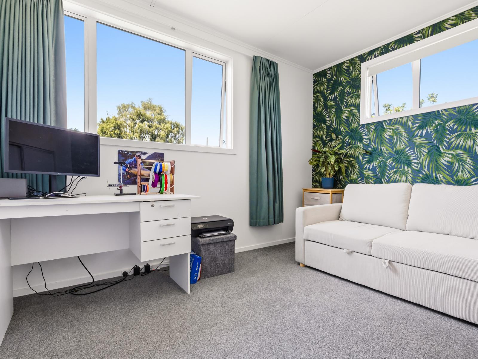 35B Richmond Avenue, Richmond Heights