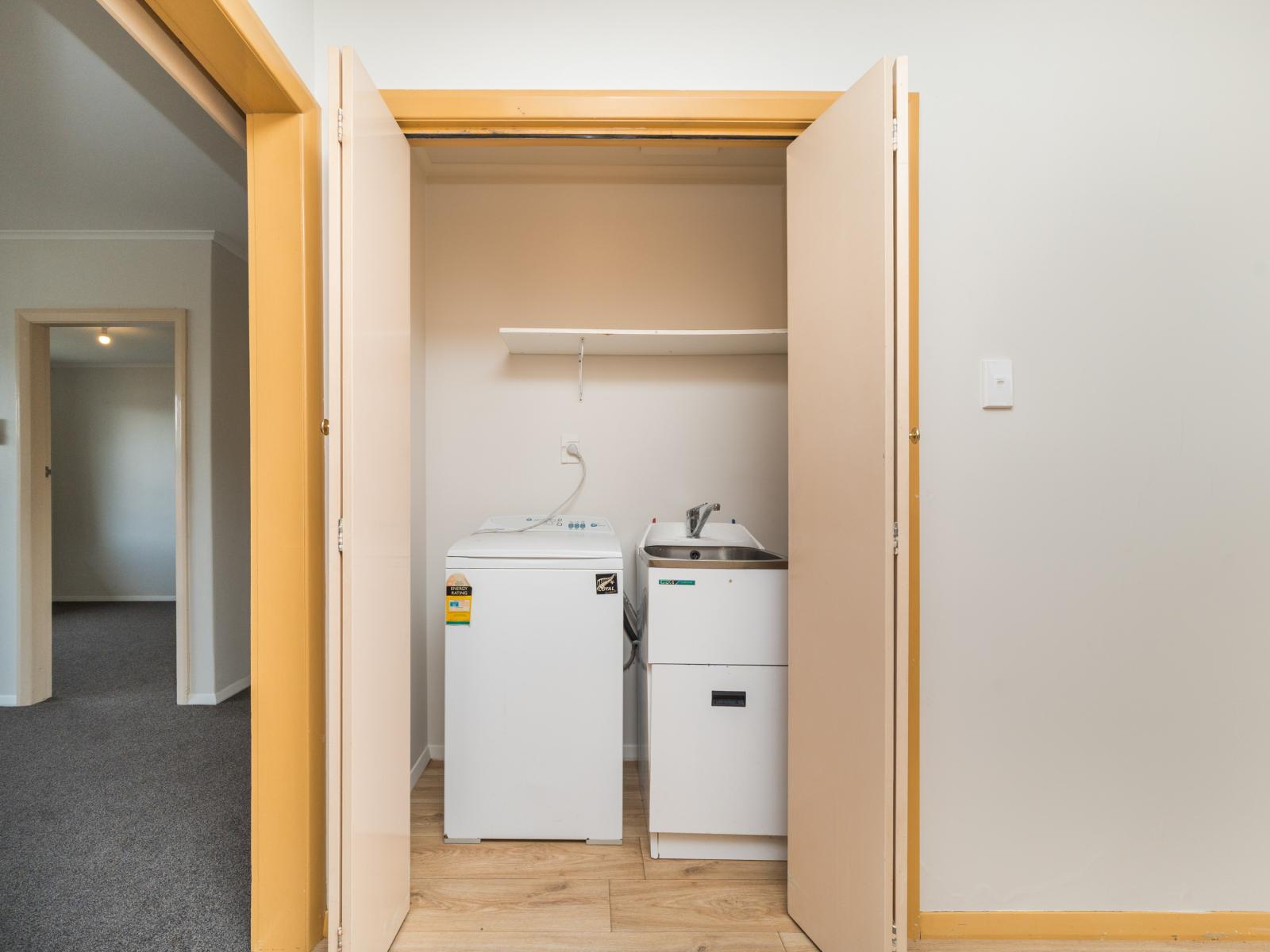 Unit 3, 84 Linton Street, West End