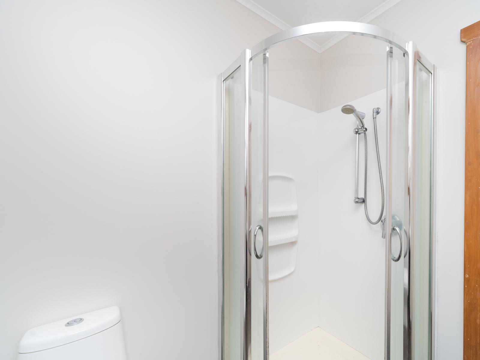 Unit 3, 84 Linton Street, West End