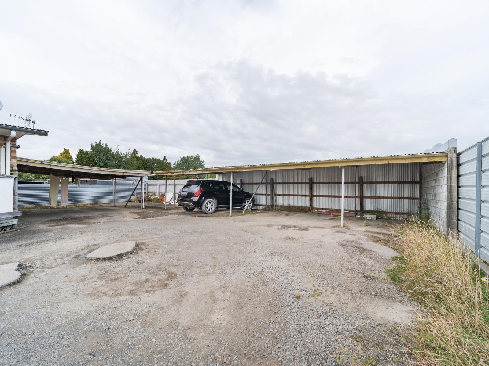 Unit 3, 84 Linton Street, West End