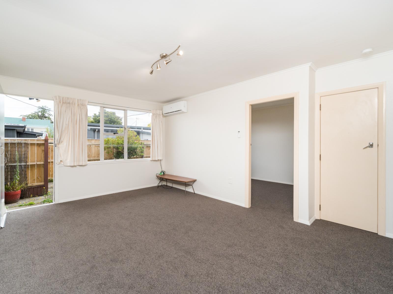 Unit 3, 84 Linton Street, West End