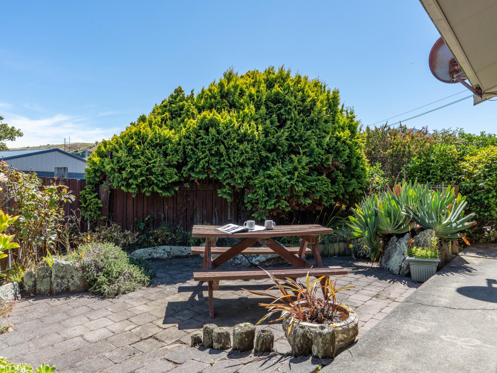 591 Brighton Road, Westwood