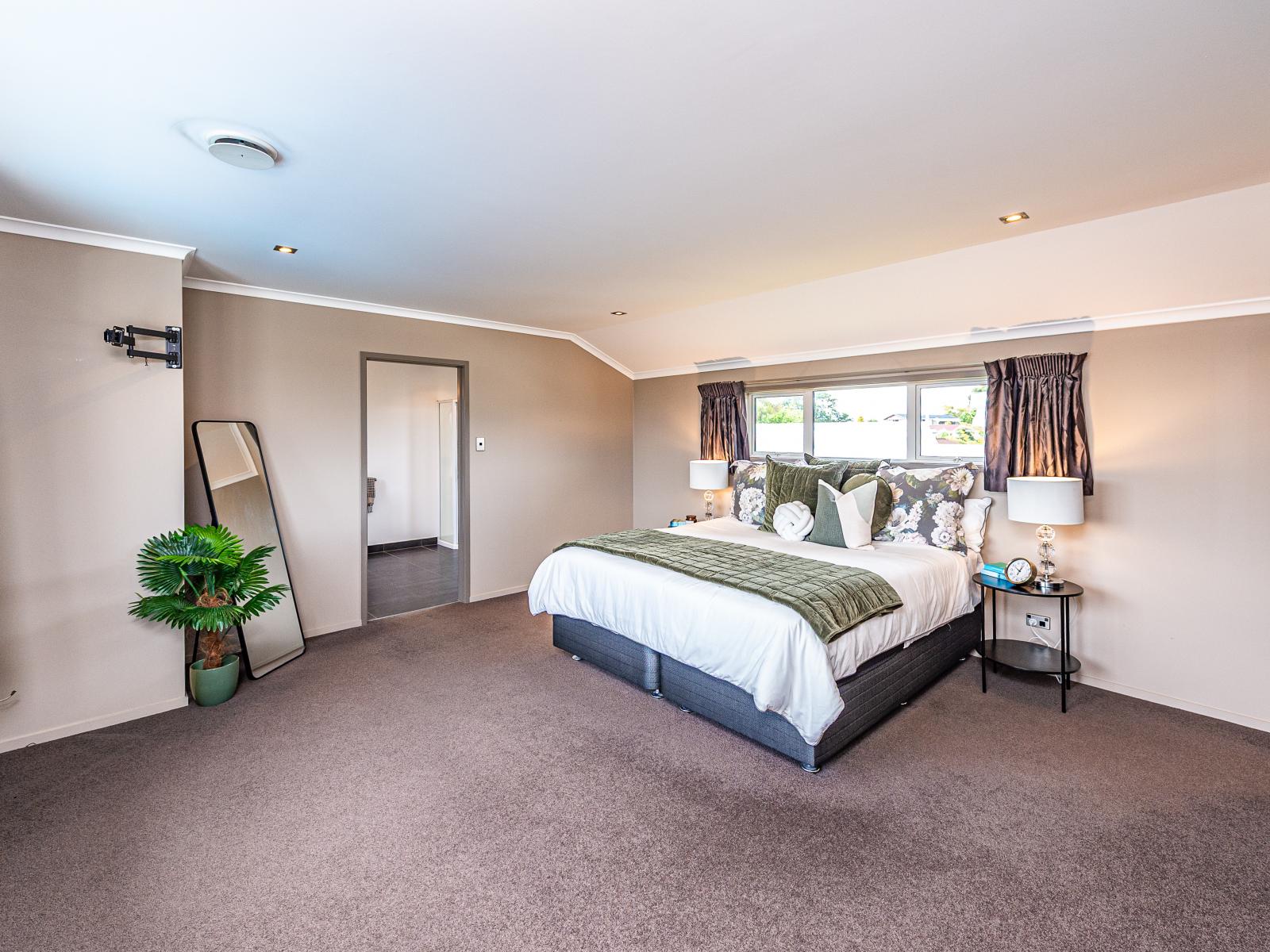 8 Akepiro Place, Tawhero