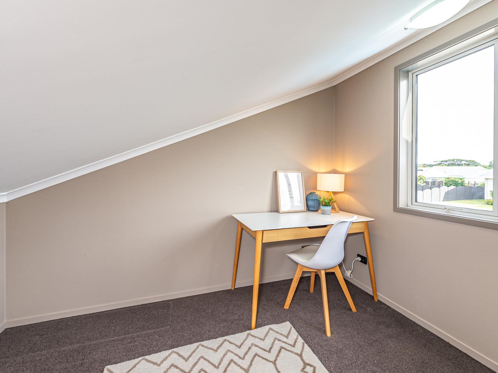 8 Akepiro Place, Tawhero