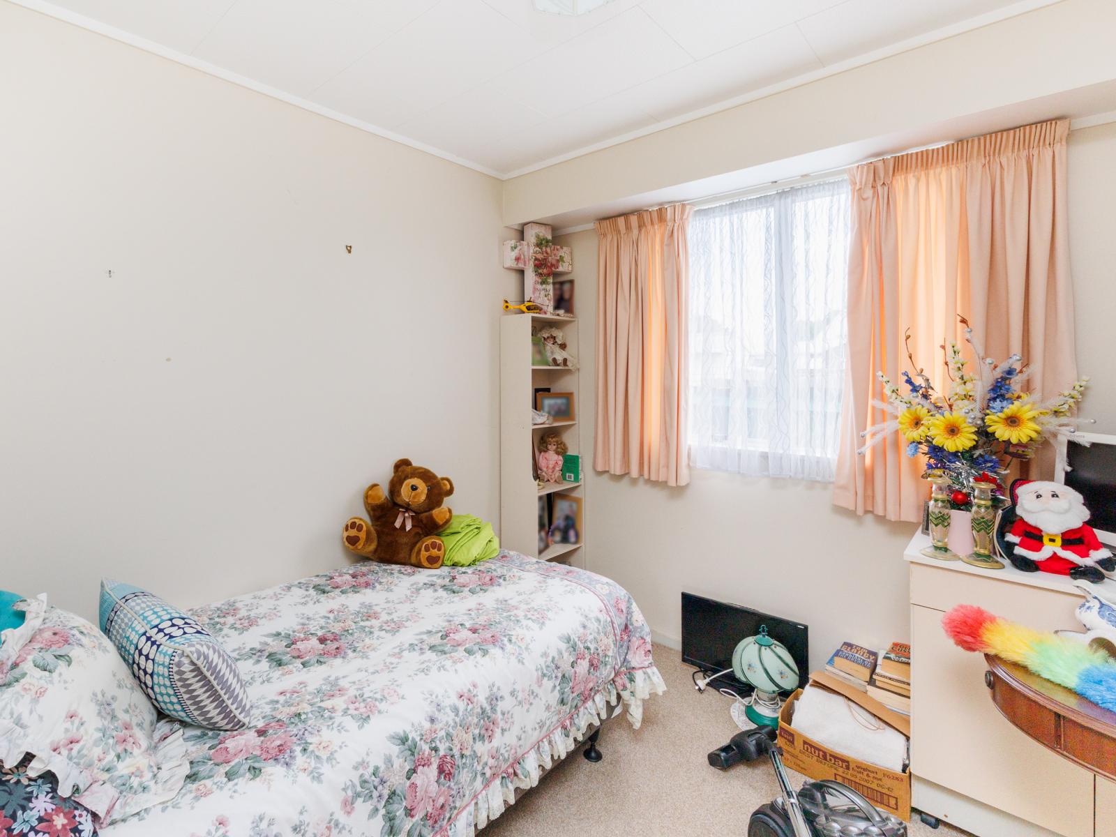 24B Cargill Grove, Kelvin Grove