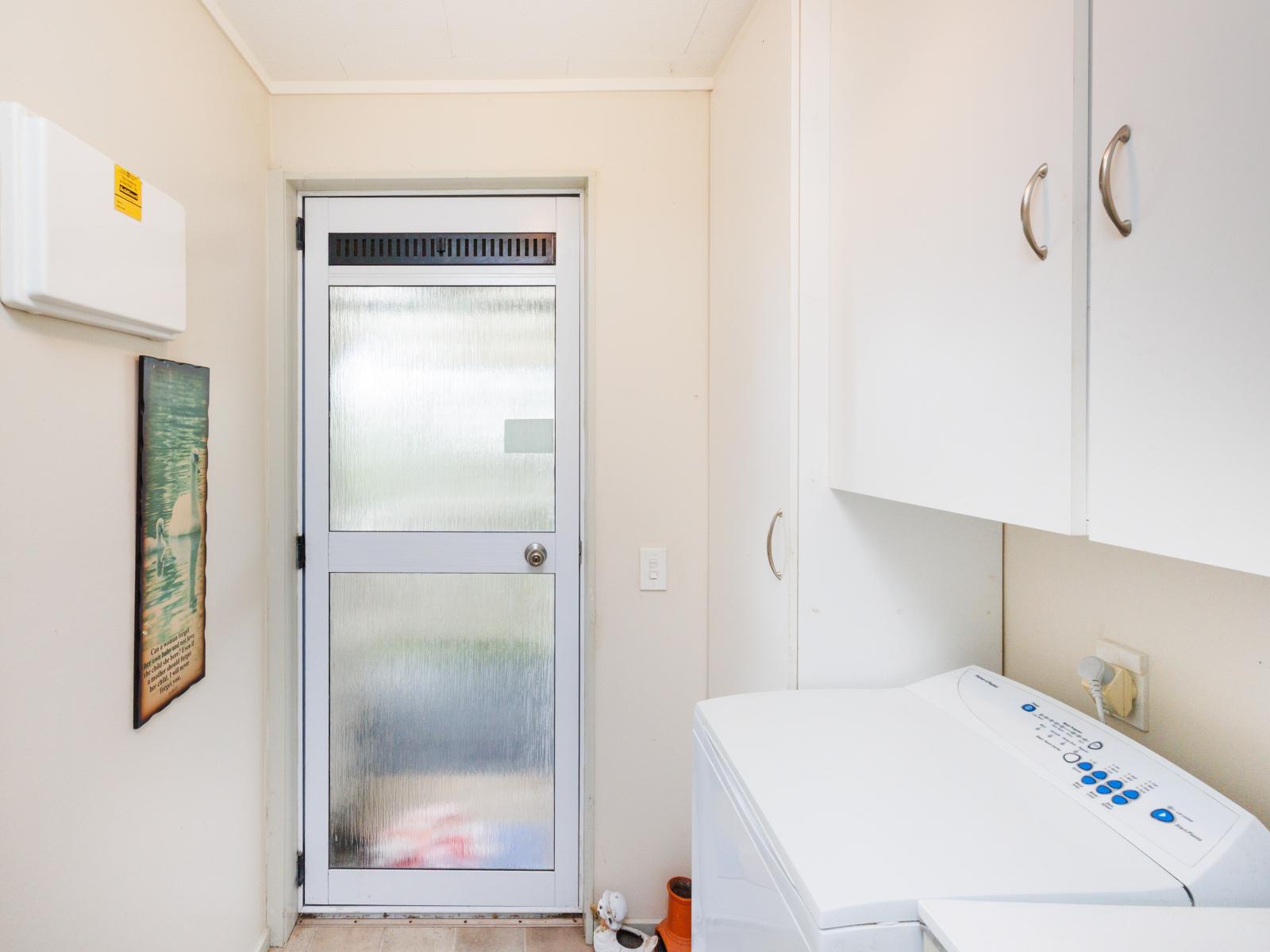 24B Cargill Grove, Kelvin Grove