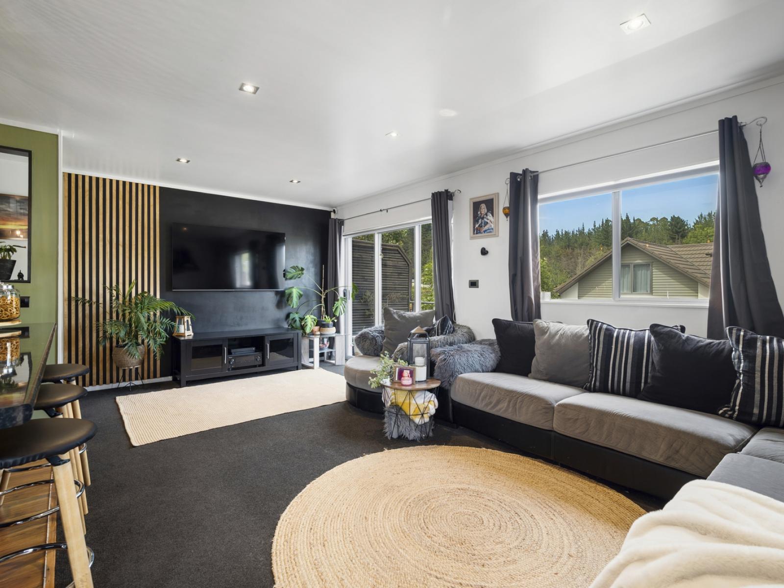 Unit 6, 15 Tarawera Road, Lynmore