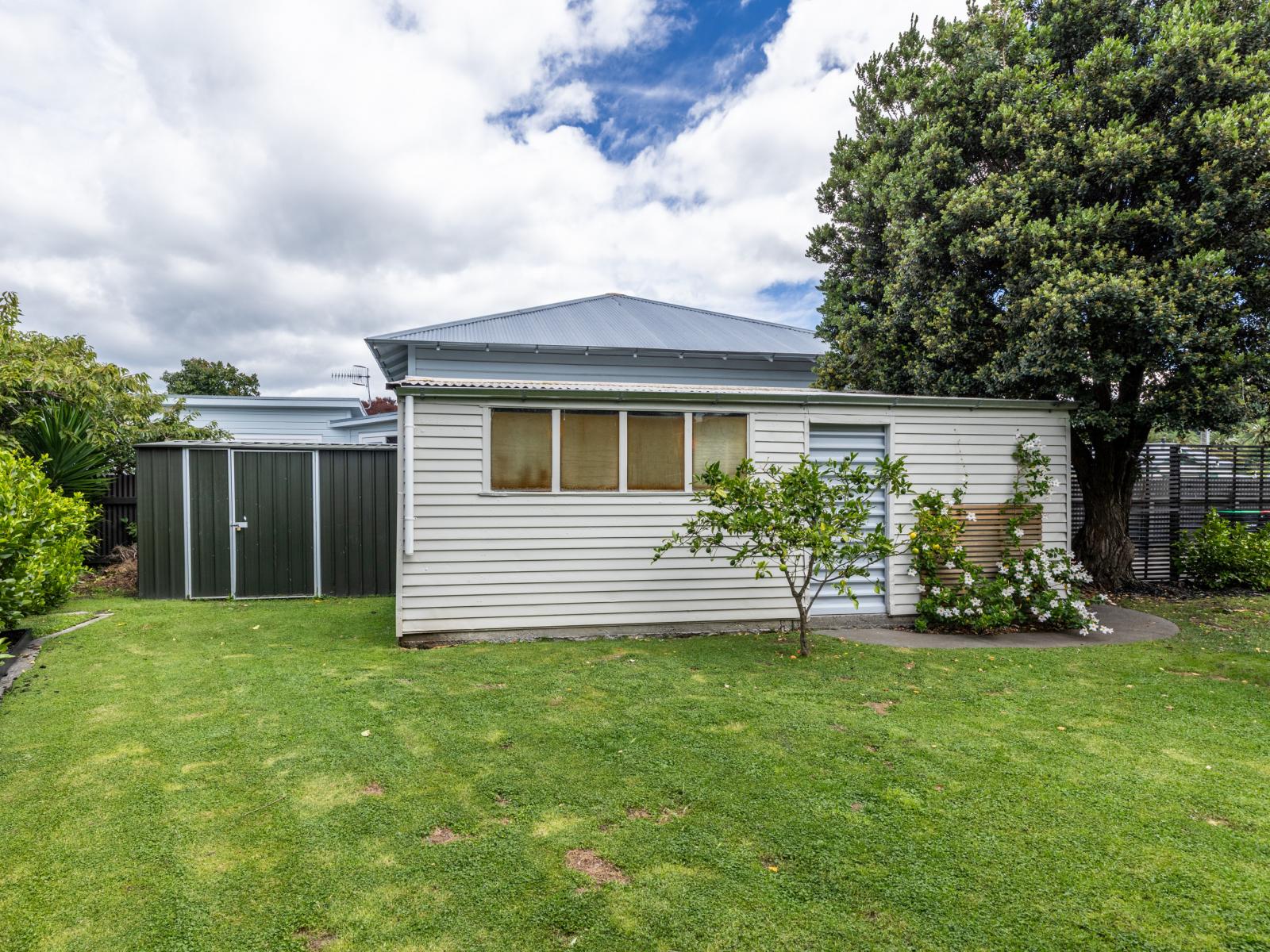 2 McDonald Street, Napier South
