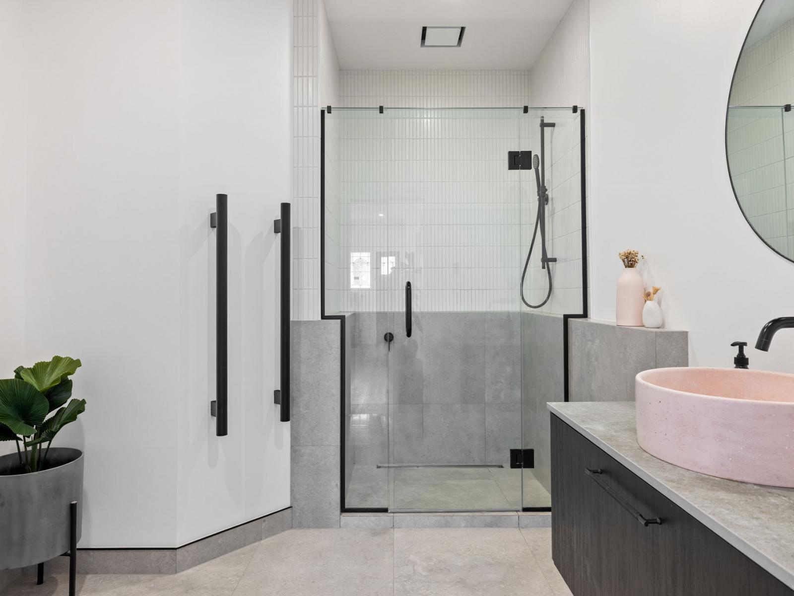 11 Miro Street, Takaro