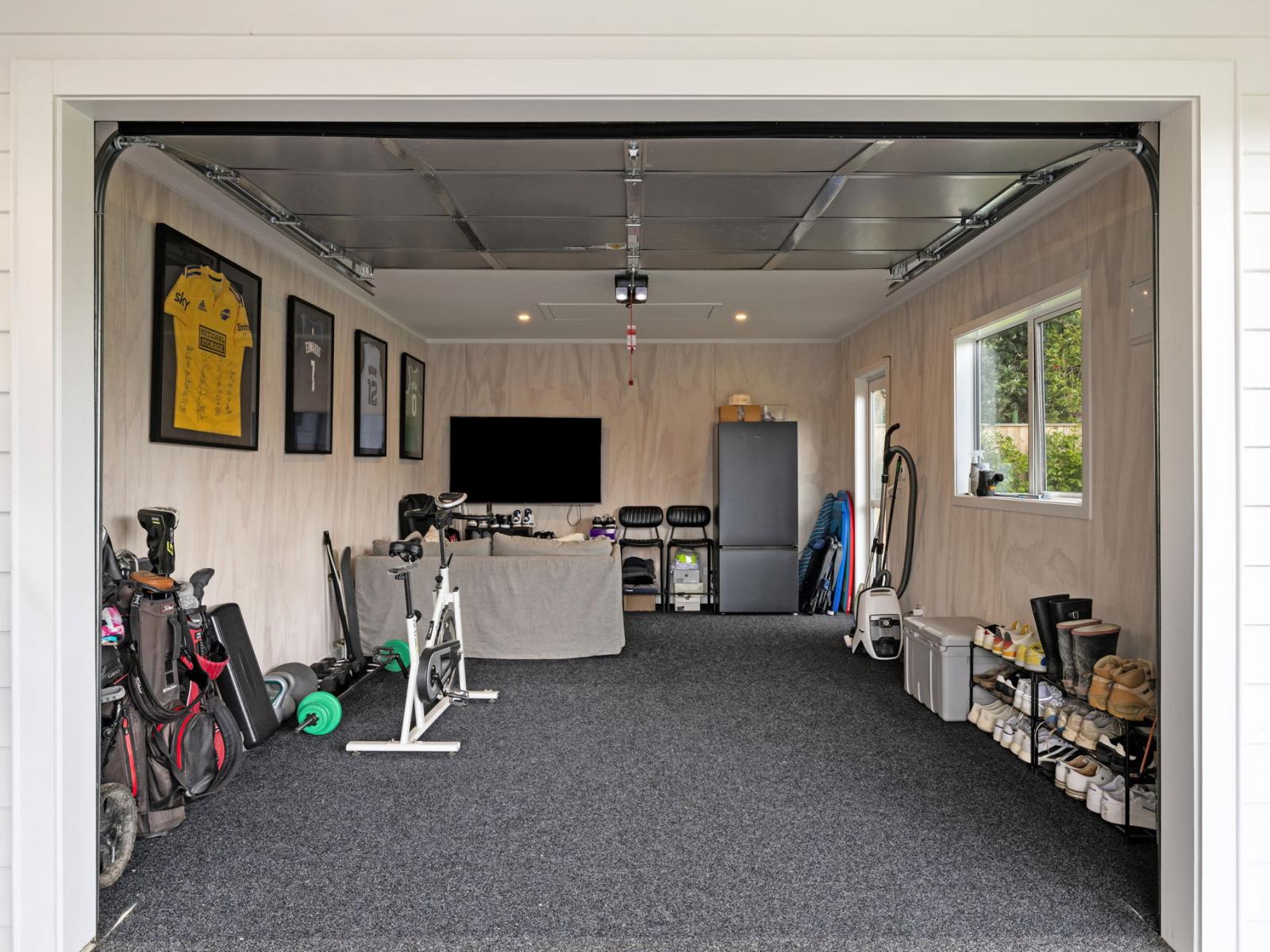 11 Miro Street, Takaro