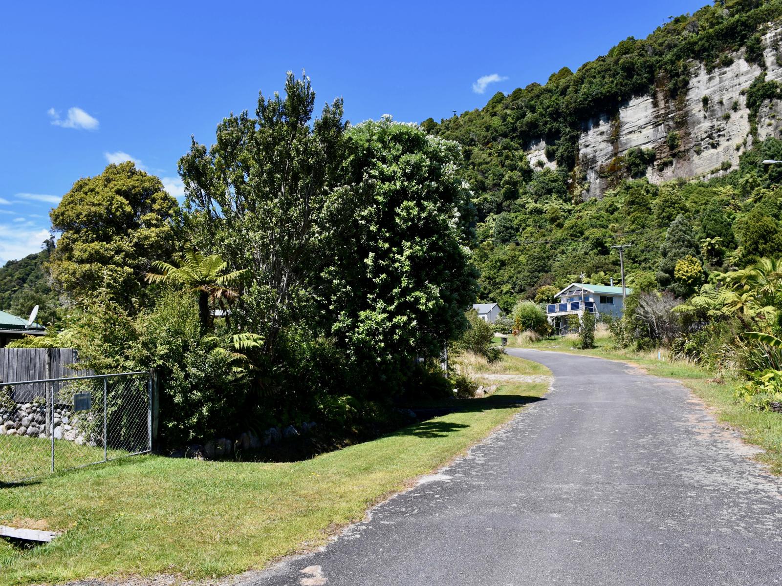 9 Nikau Heights, Little Wanganui