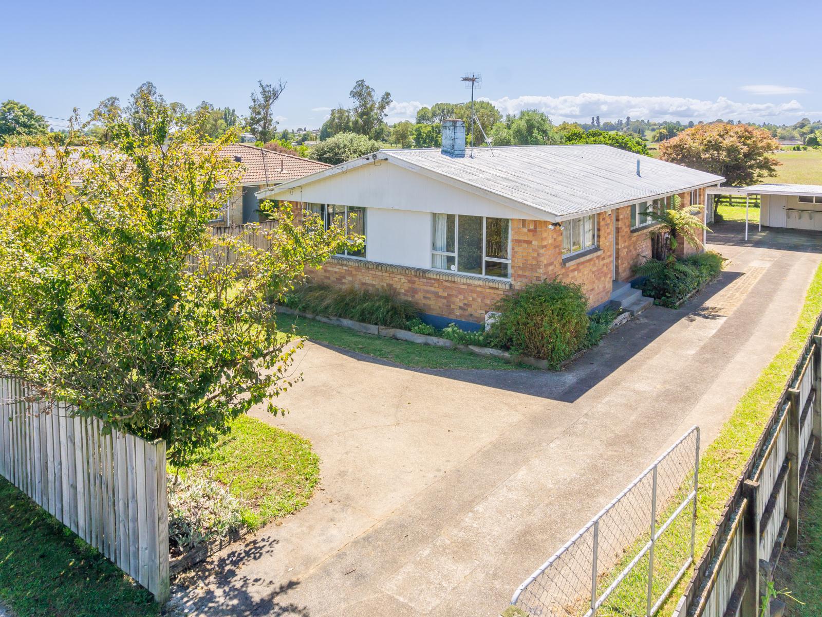 888 Hazelmere Crescent, Te Awamutu