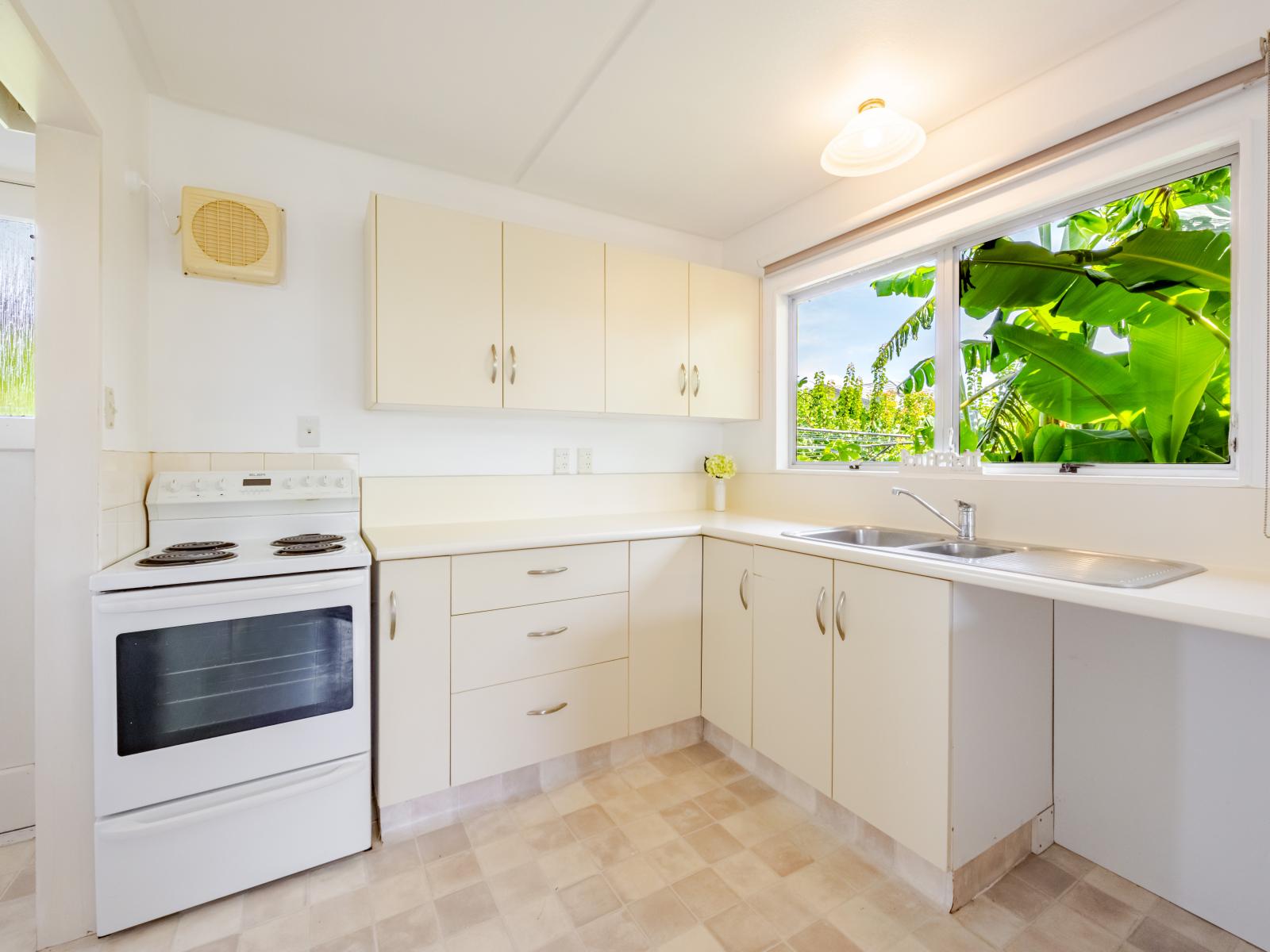 Unit 7, 142 Main Road, Clive