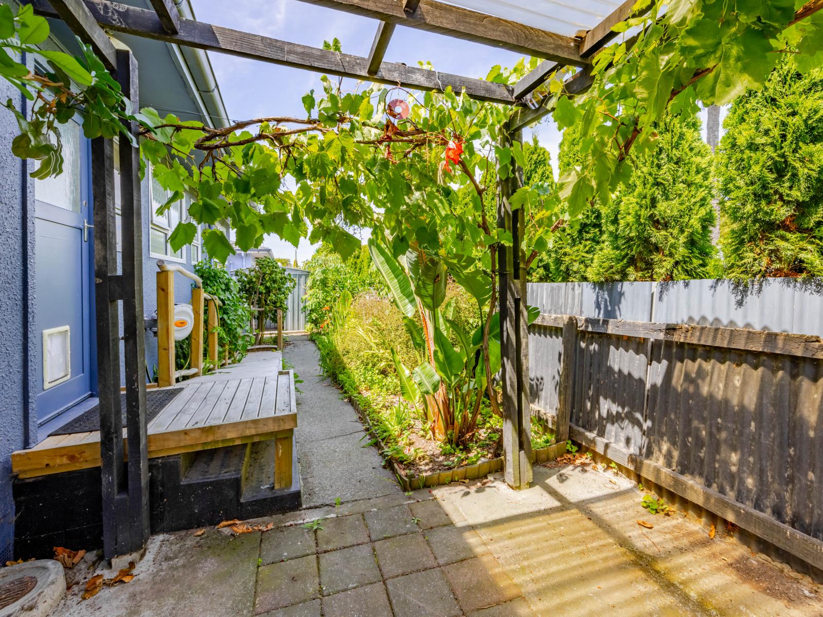 Unit 7, 142 Main Road, Clive