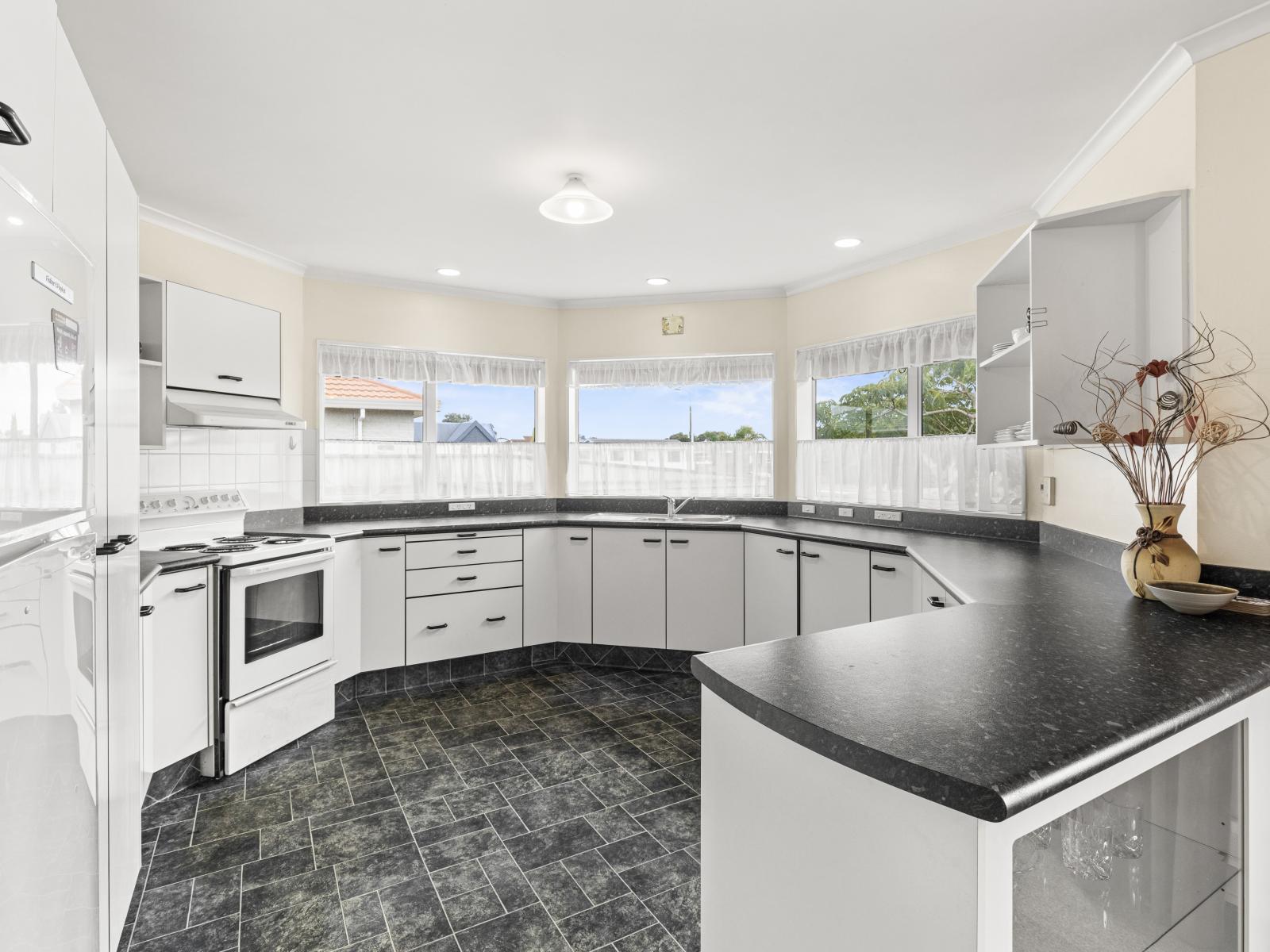 8 Kelsi Street, Tawhero