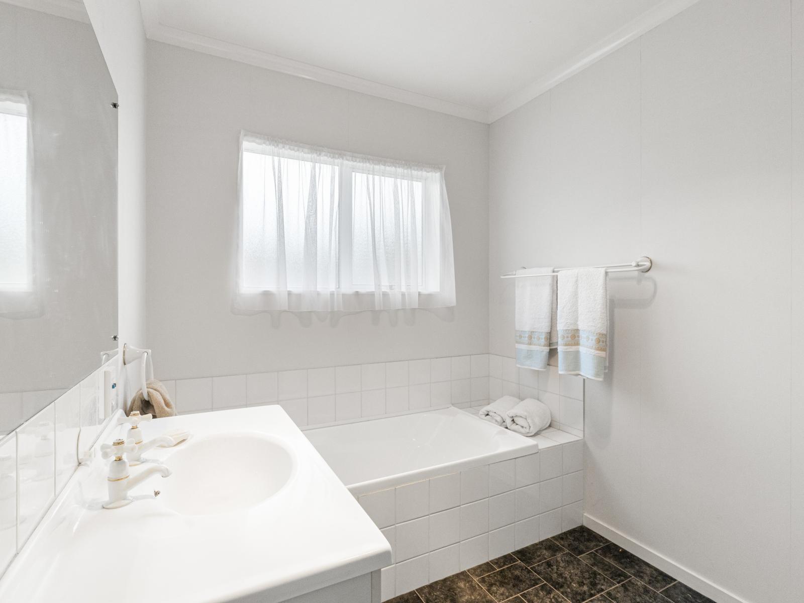 8 Kelsi Street, Tawhero