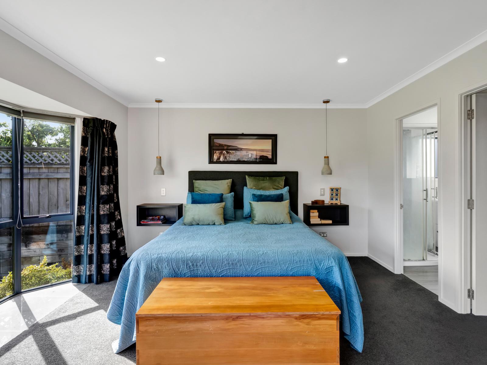 19 Ashmore Drive, Frankleigh Park