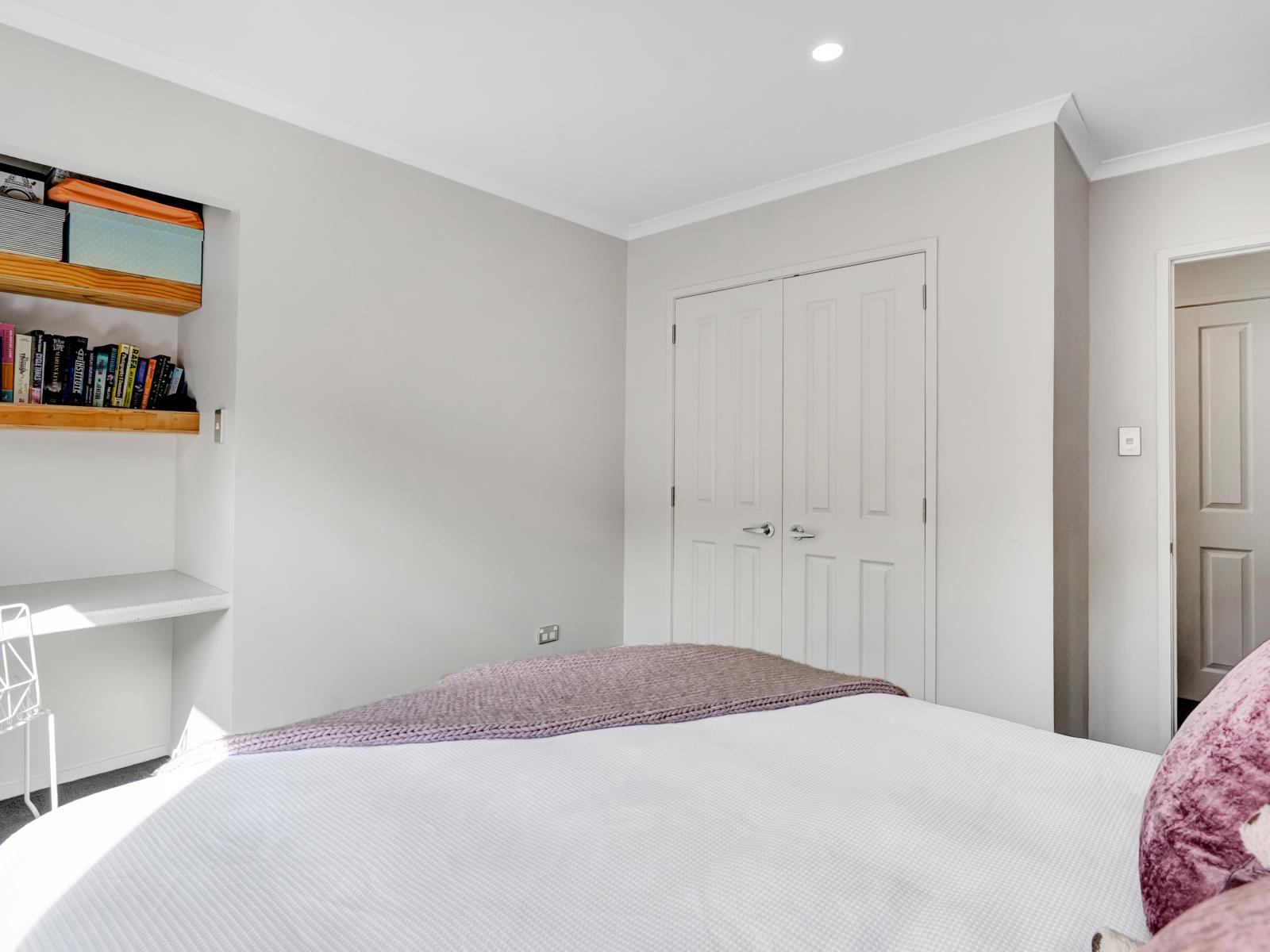 19 Ashmore Drive, Frankleigh Park