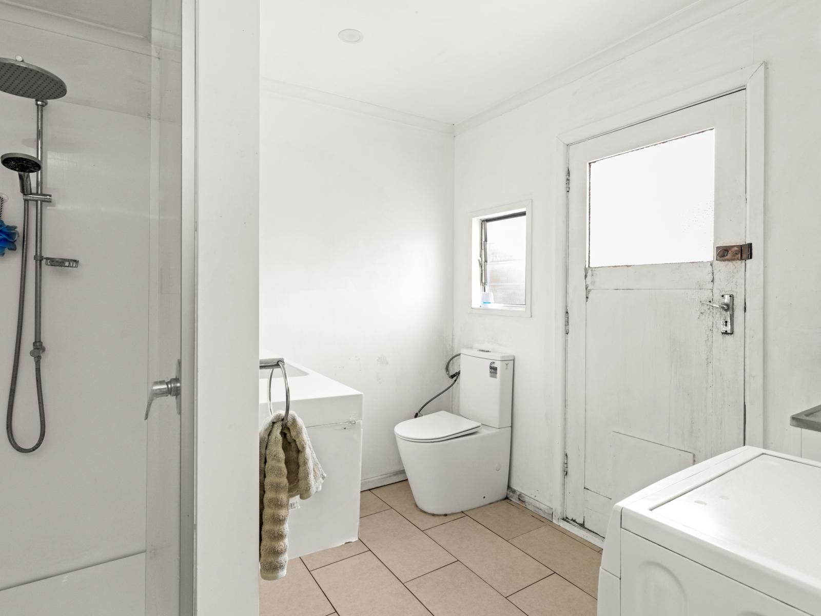 Unit 3, 304 Grays Road, St Leonards