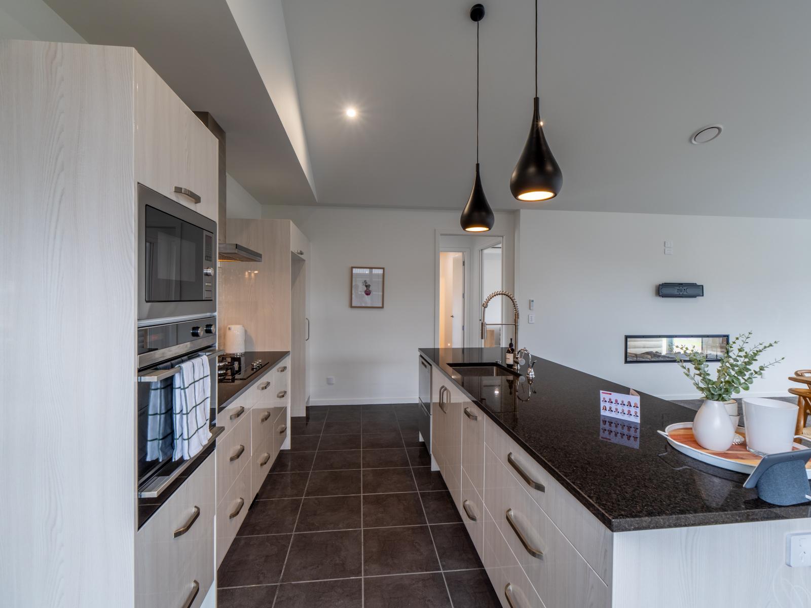 101 Hoffman Court, Waikiwi