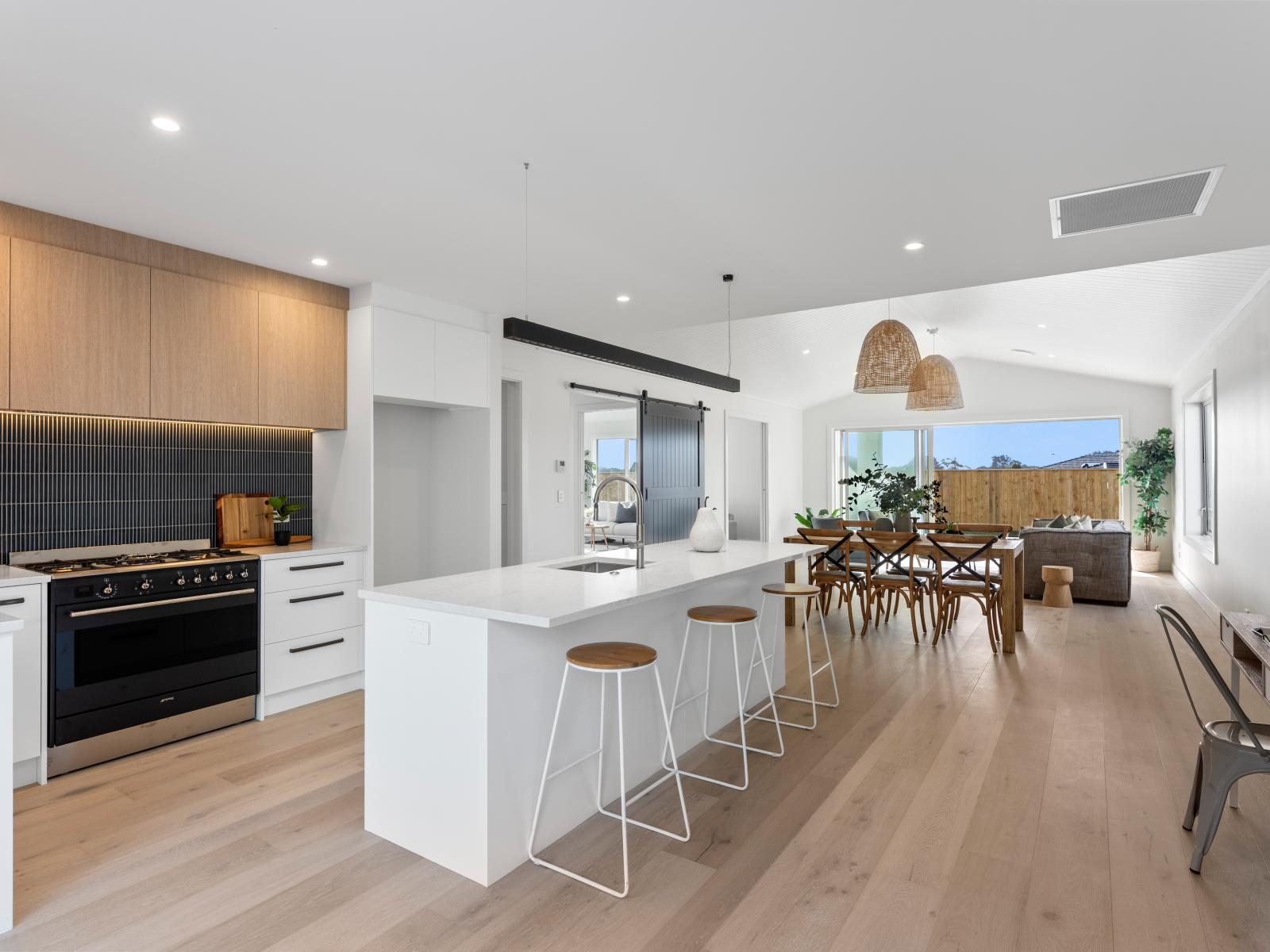 7 Pihoihoi Close, Waikanae