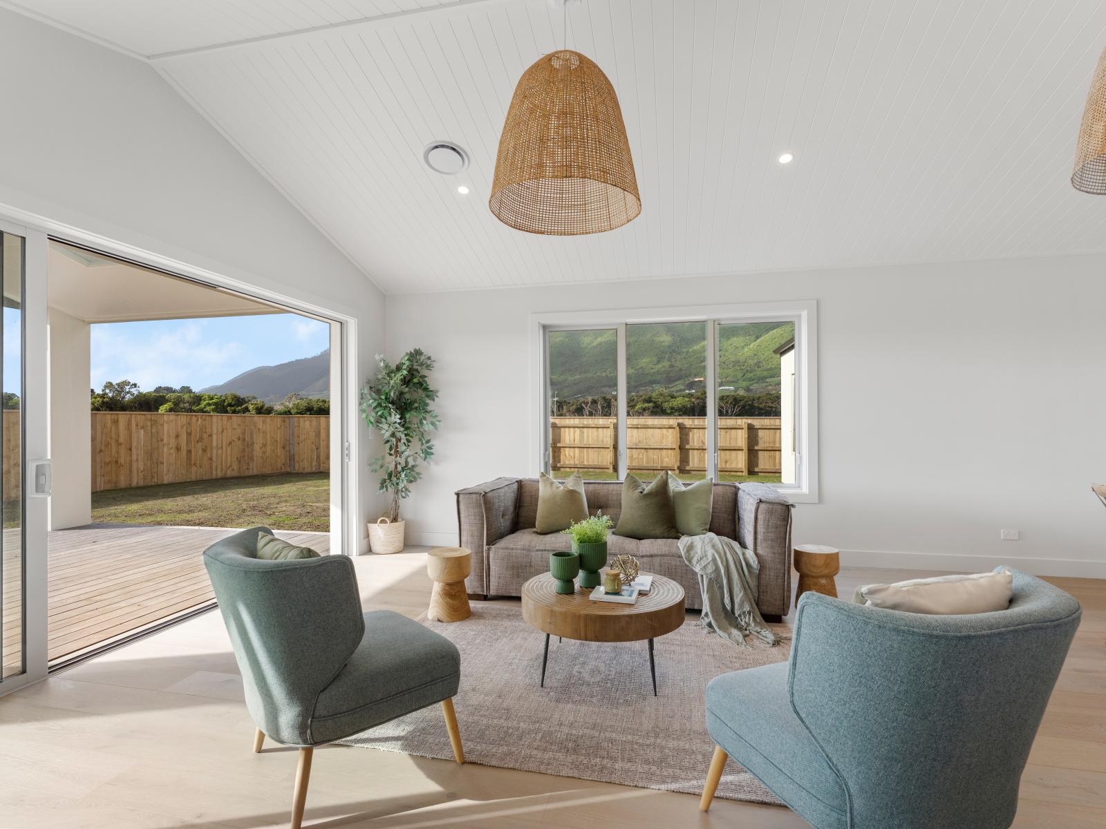 7 Pihoihoi Close, Waikanae