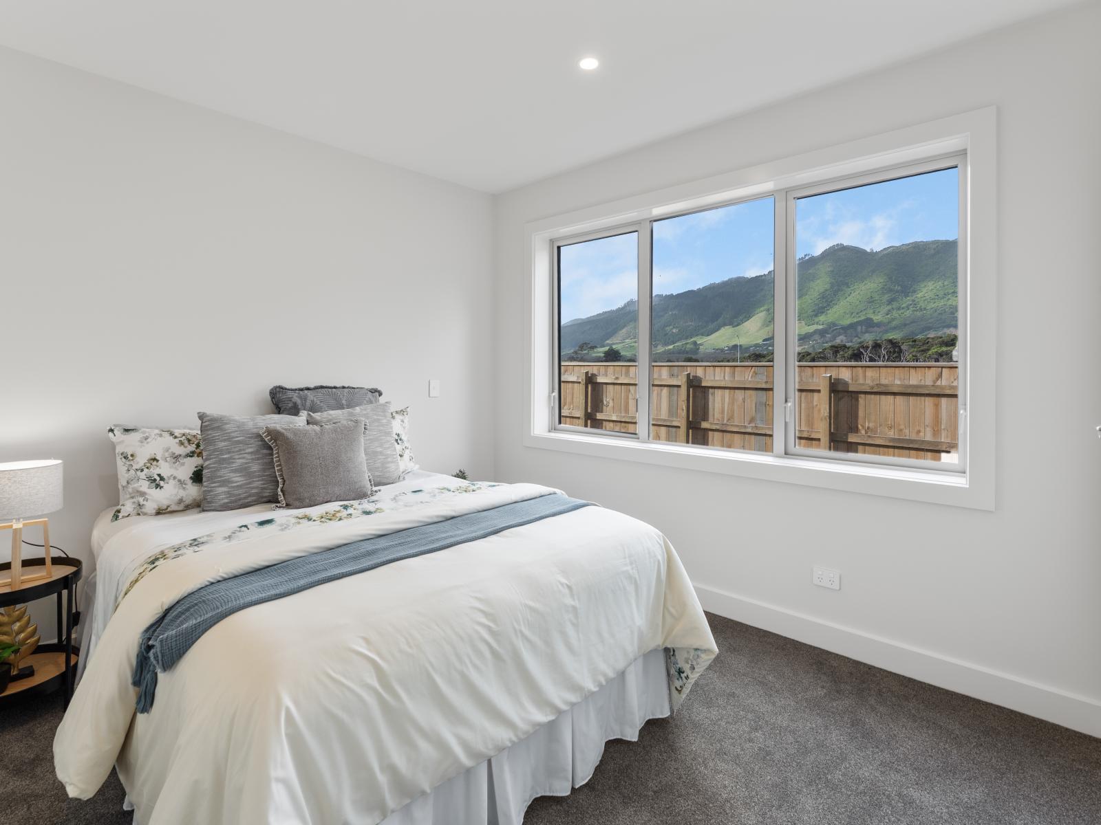 7 Pihoihoi Close, Waikanae