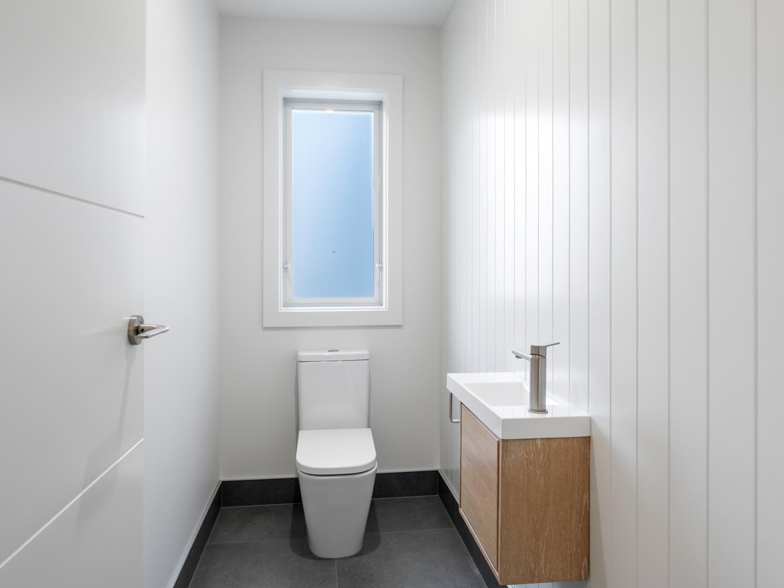 7 Pihoihoi Close, Waikanae