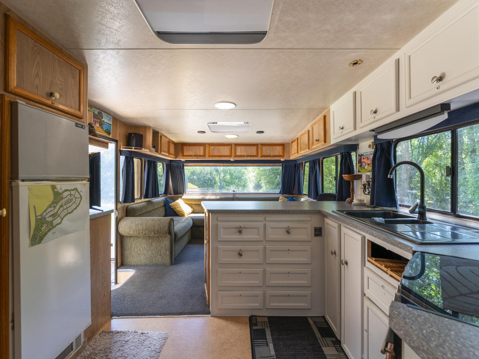 16 Parawera Drive, Acacia Bay