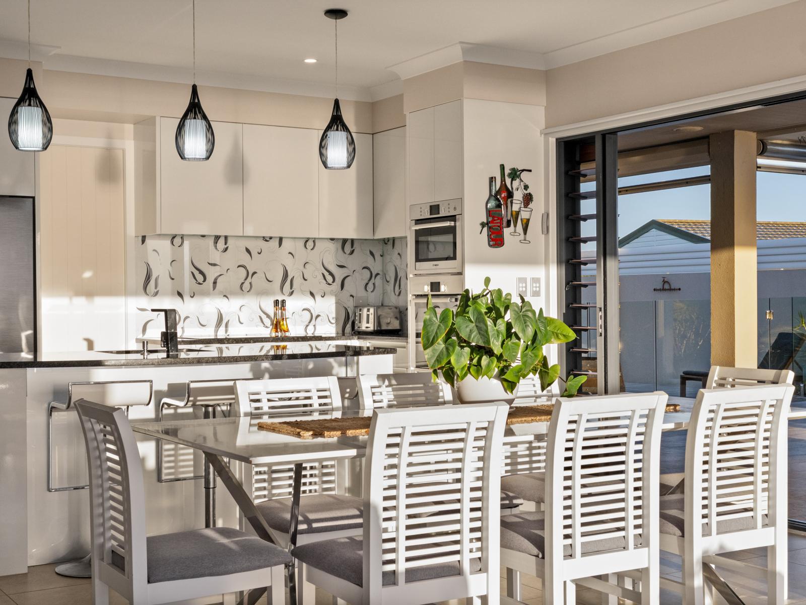 50 Ferguson Street North, Bay View