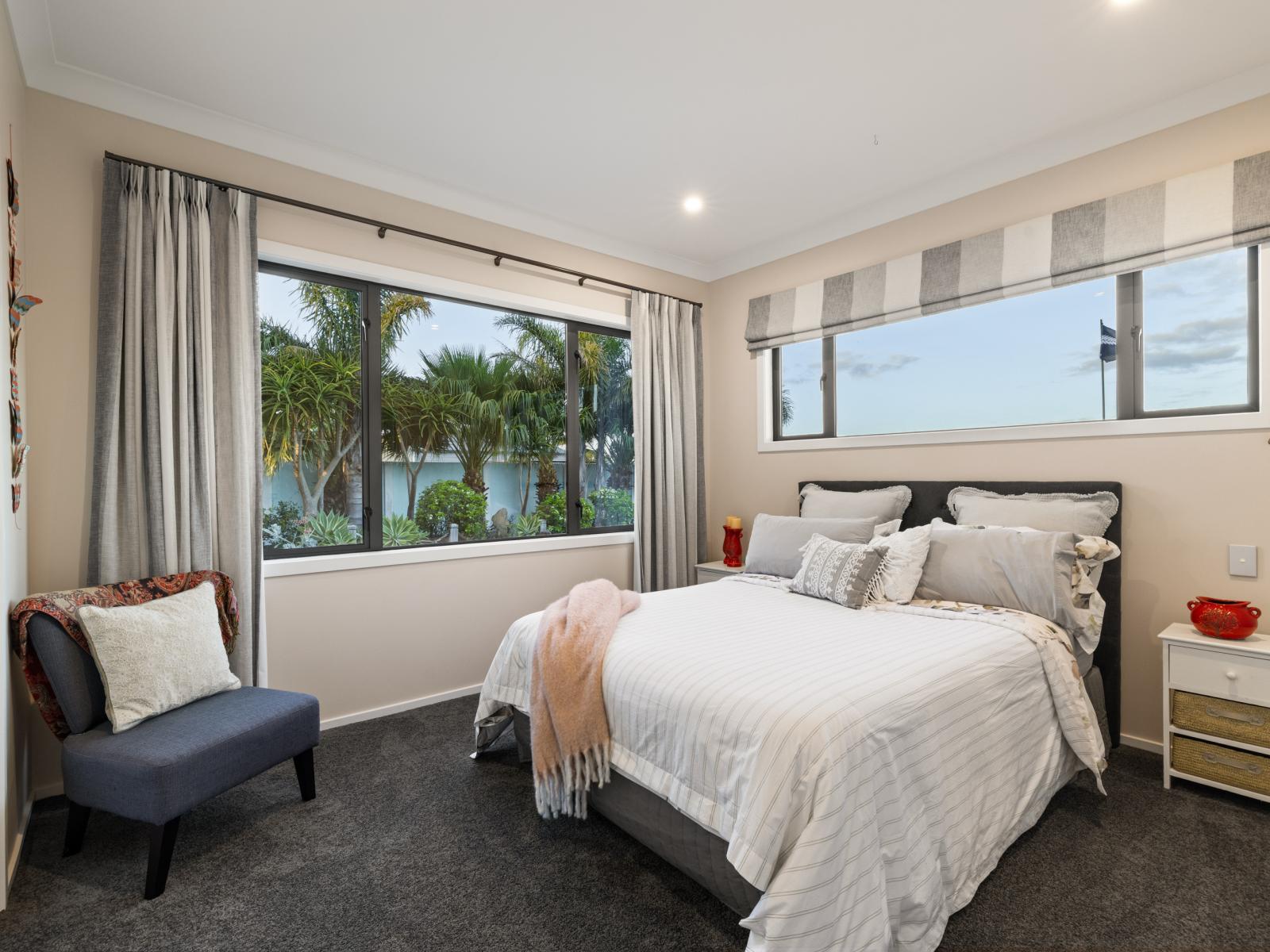 50 Ferguson Street North, Bay View