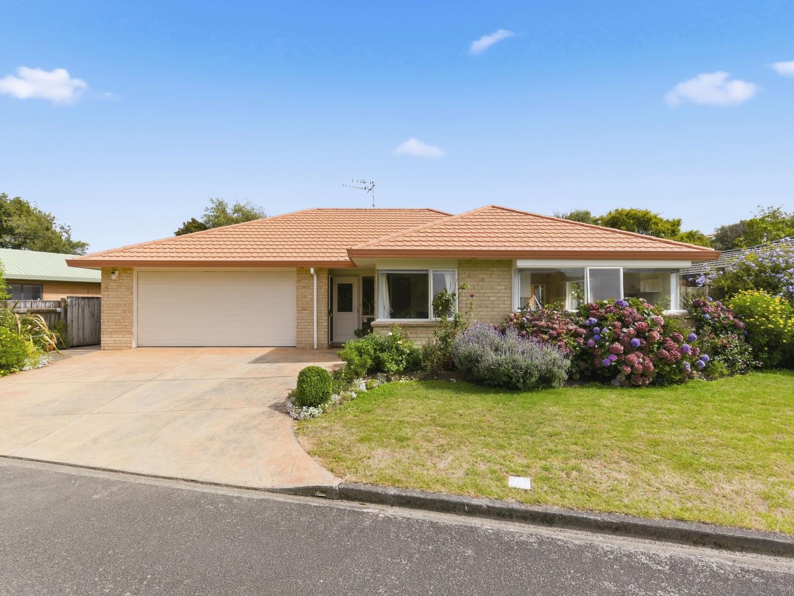 34 Sunburst Court, Paraparaumu Beach