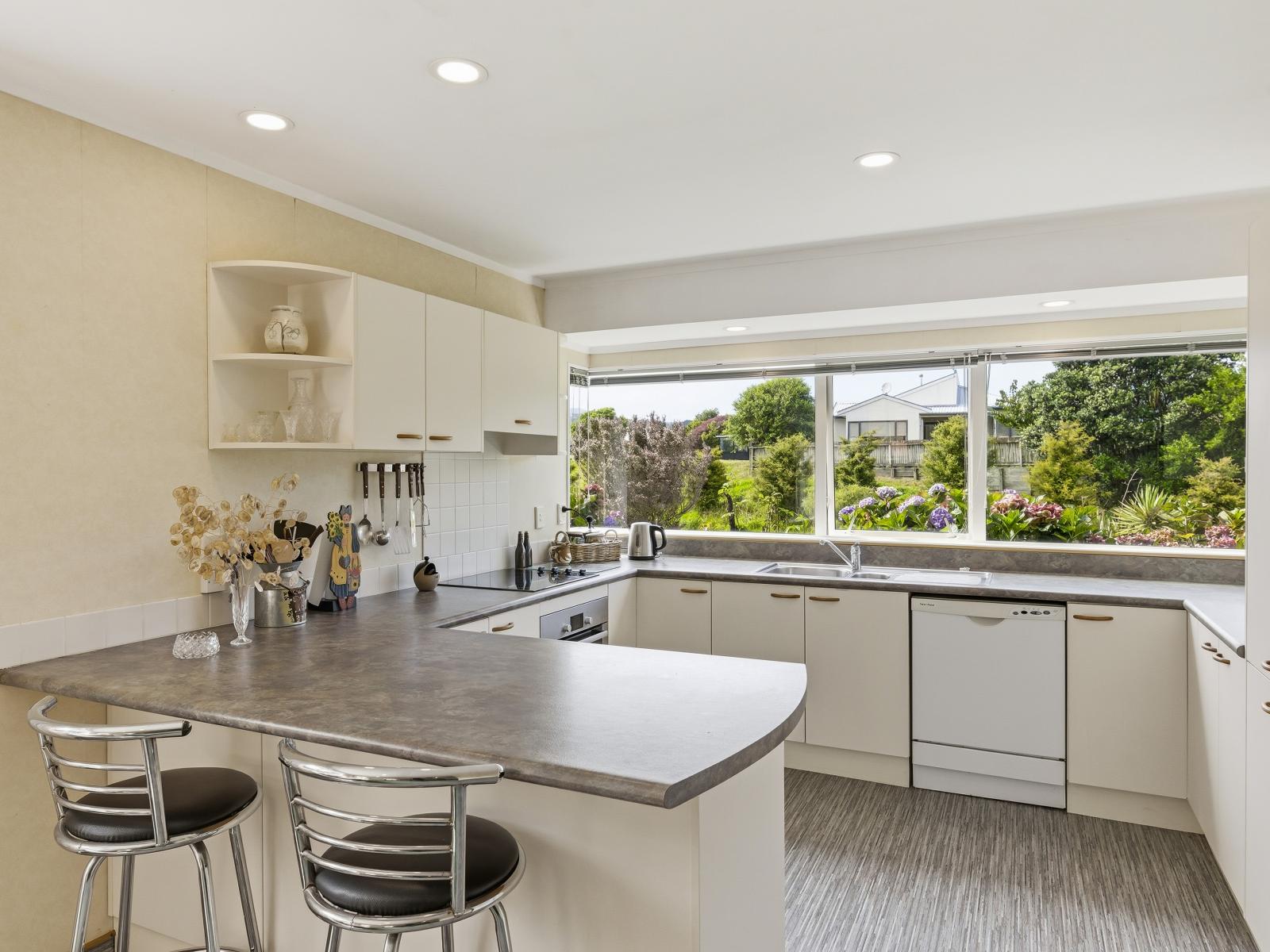 34 Sunburst Court, Paraparaumu Beach