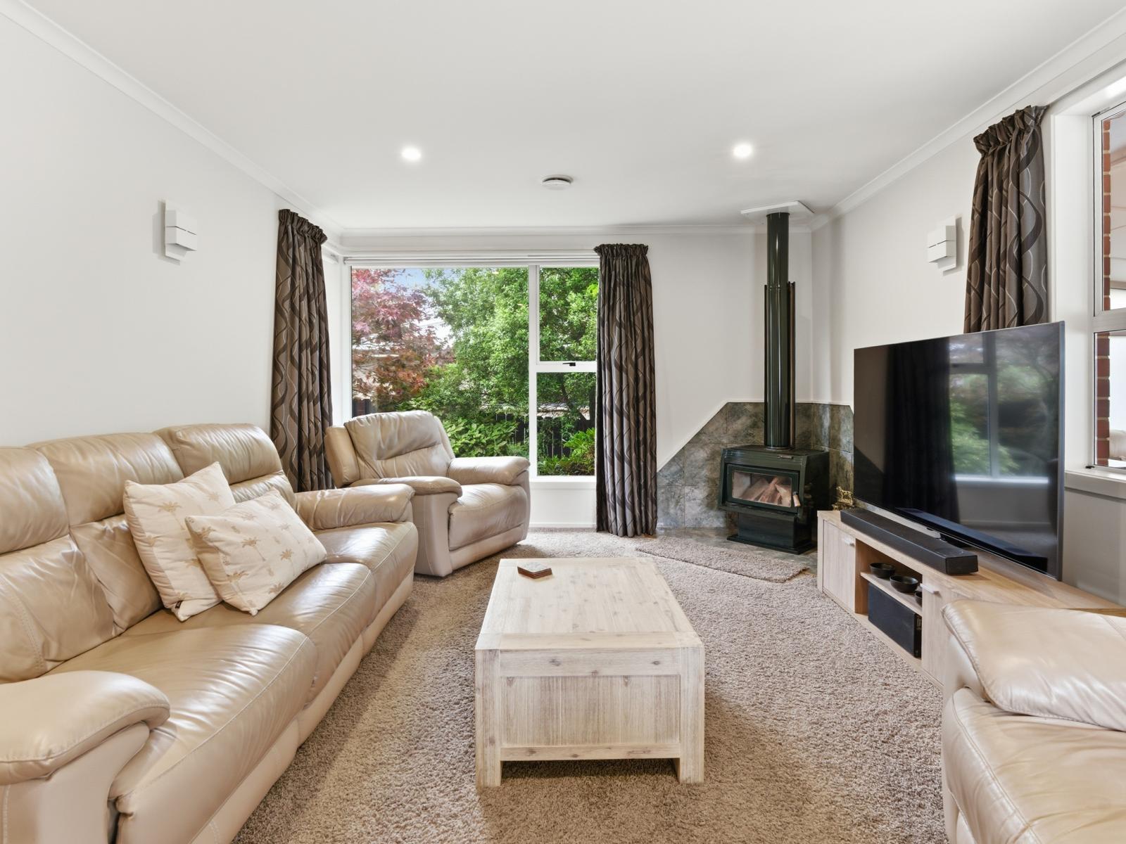 9 Grey Street, Allanton, Mosgiel