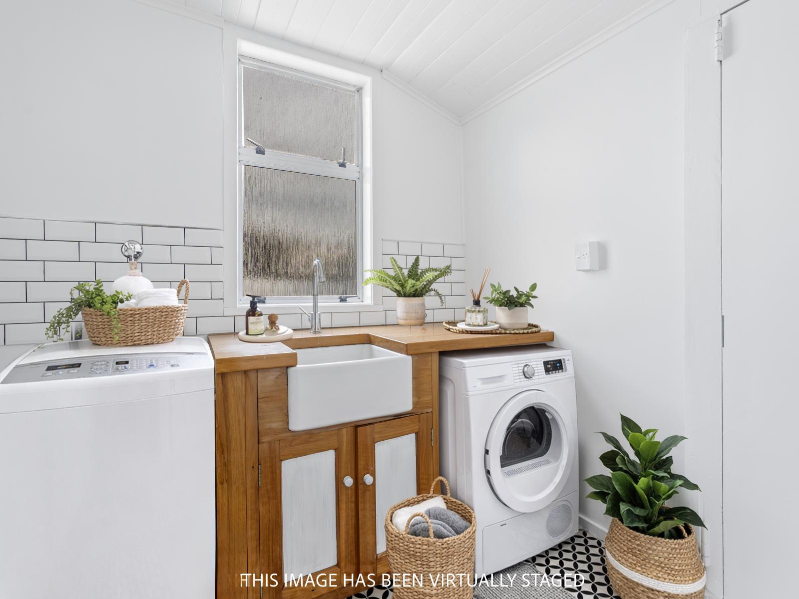 1106 Karamu Road North, Mayfair