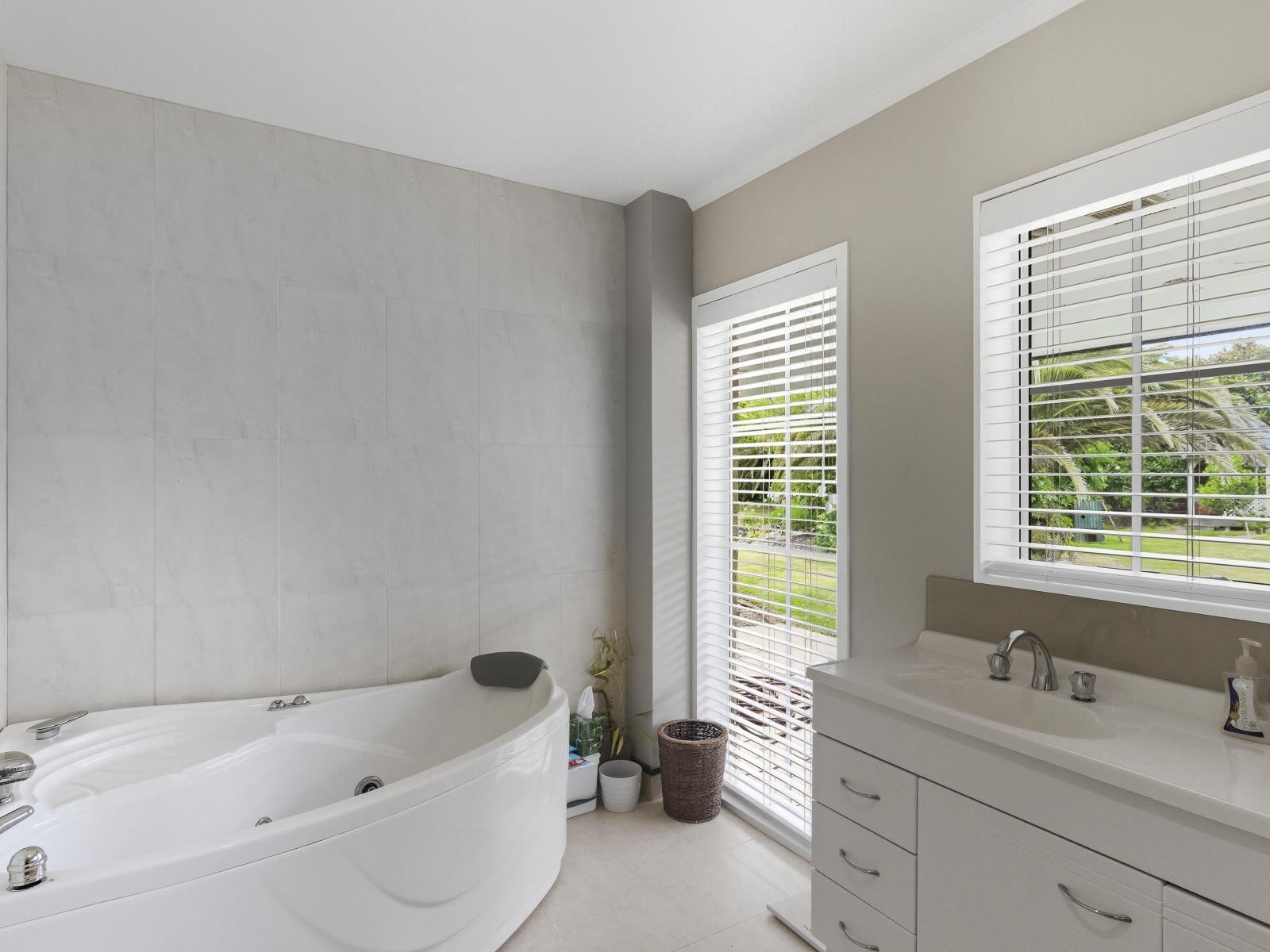 4 Lakewood Grove, Levin