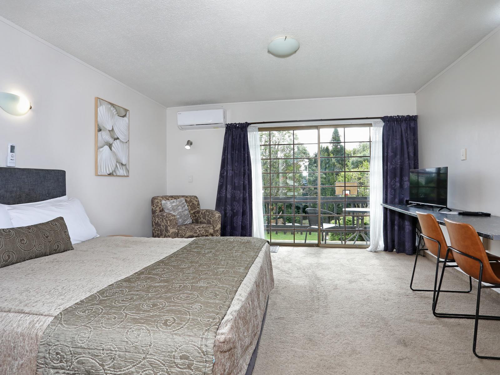 167 Fitzherbert Avenue, West End