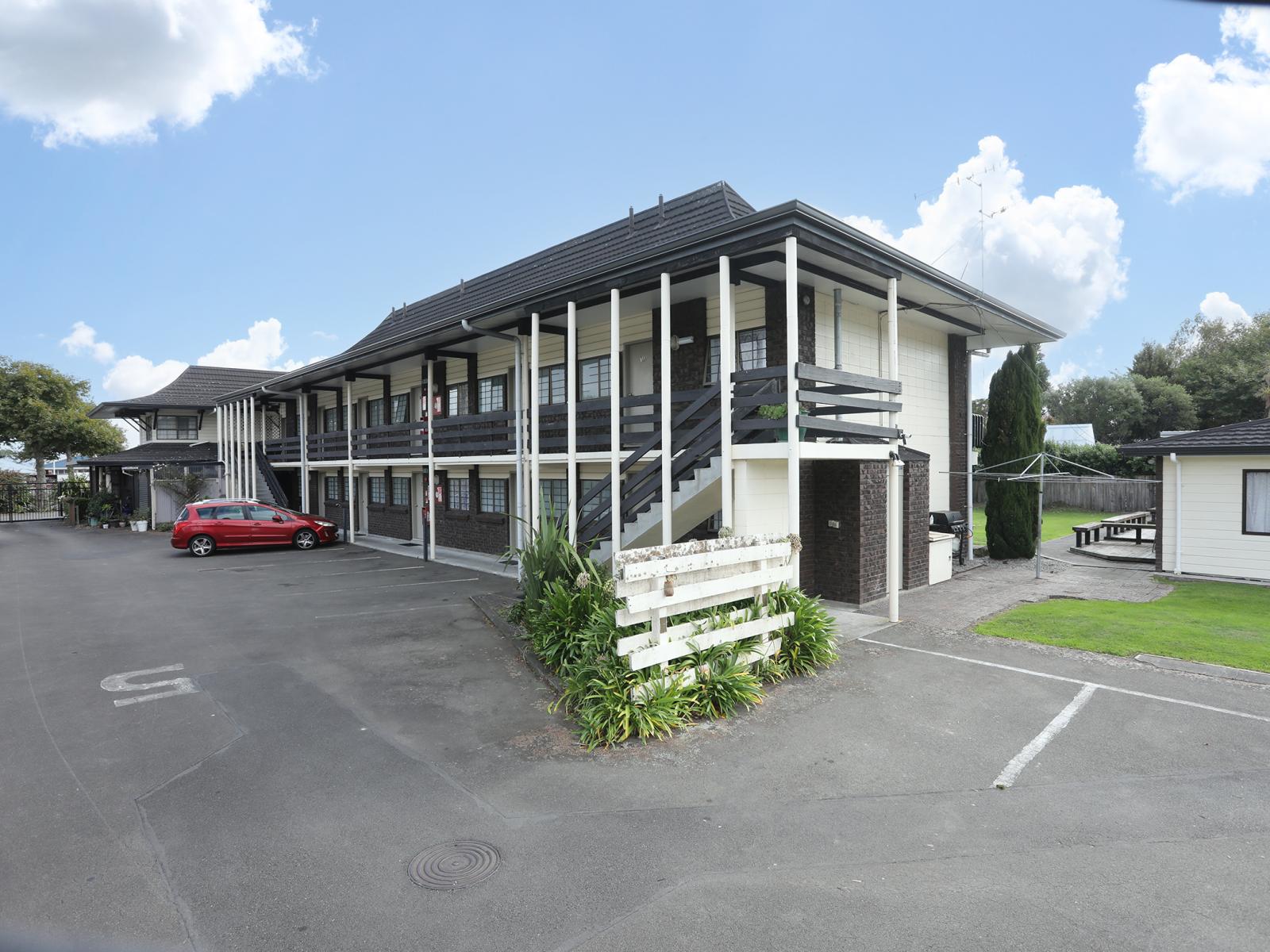 167 Fitzherbert Avenue, West End