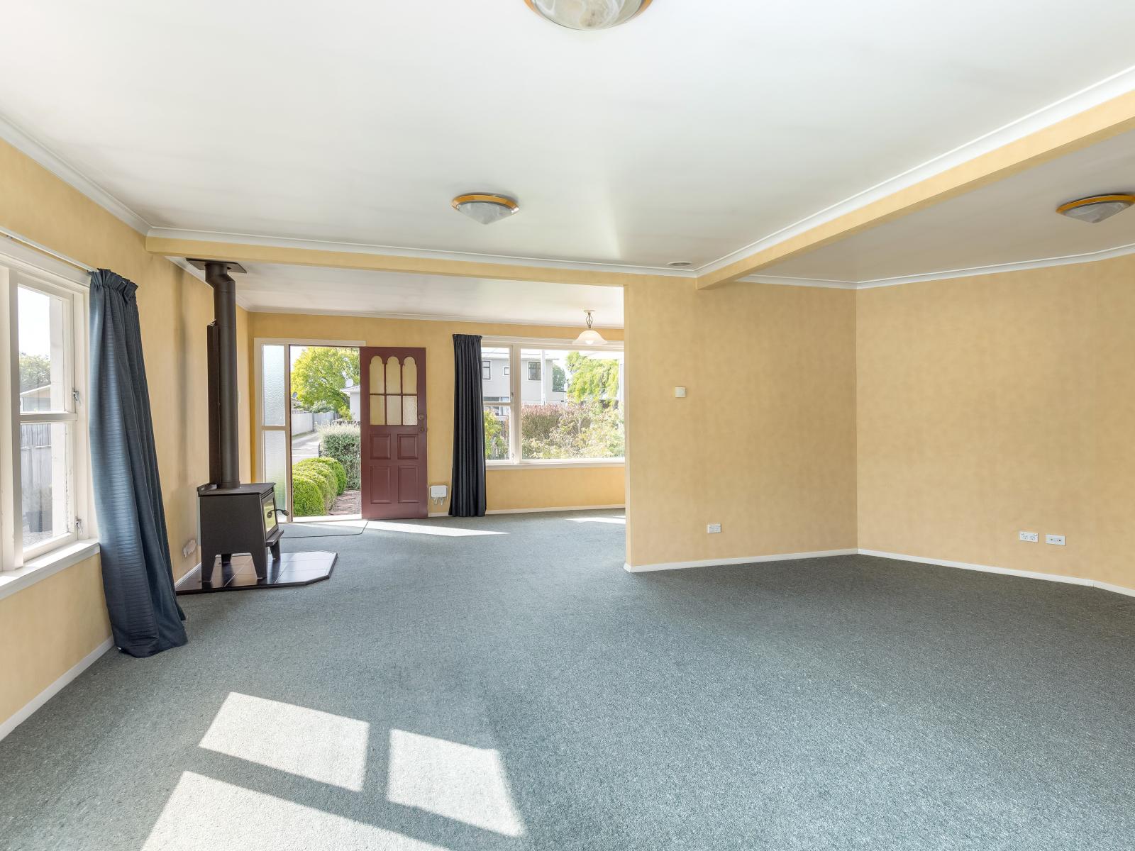 13 Armstrong Avenue, Carterton