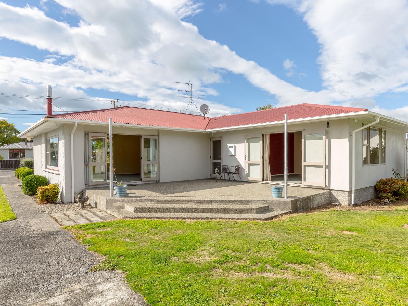 13 Armstrong Avenue, Carterton