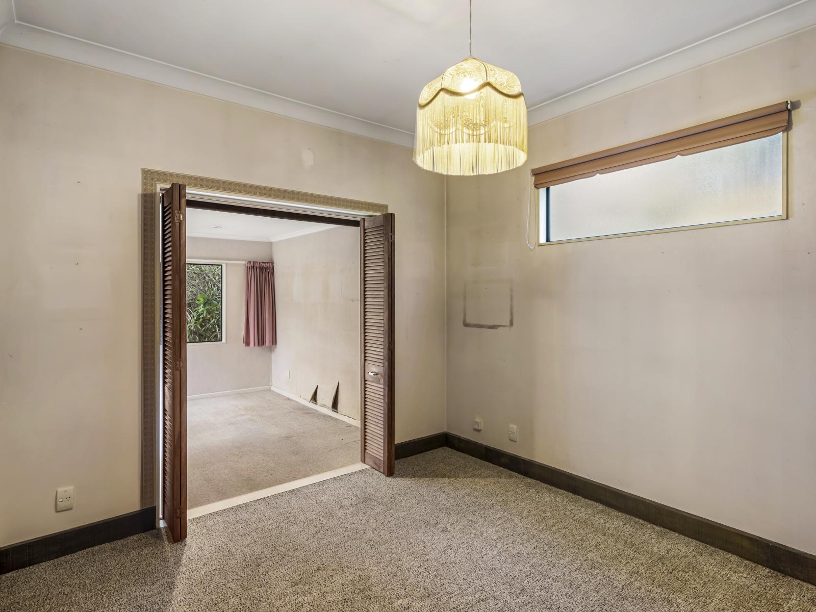 23 Tennis Court Road, Raumati South