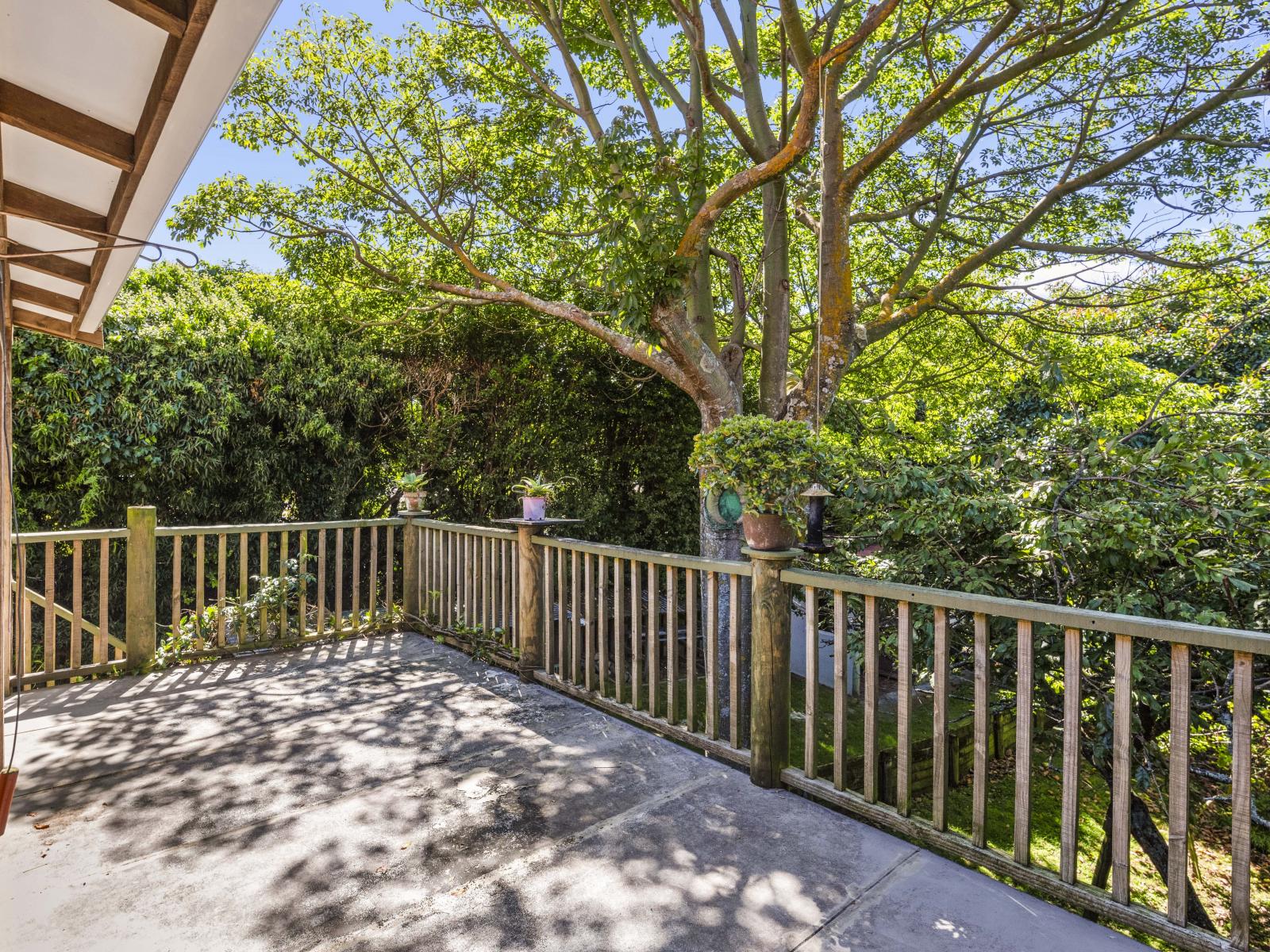 23 Tennis Court Road, Raumati South