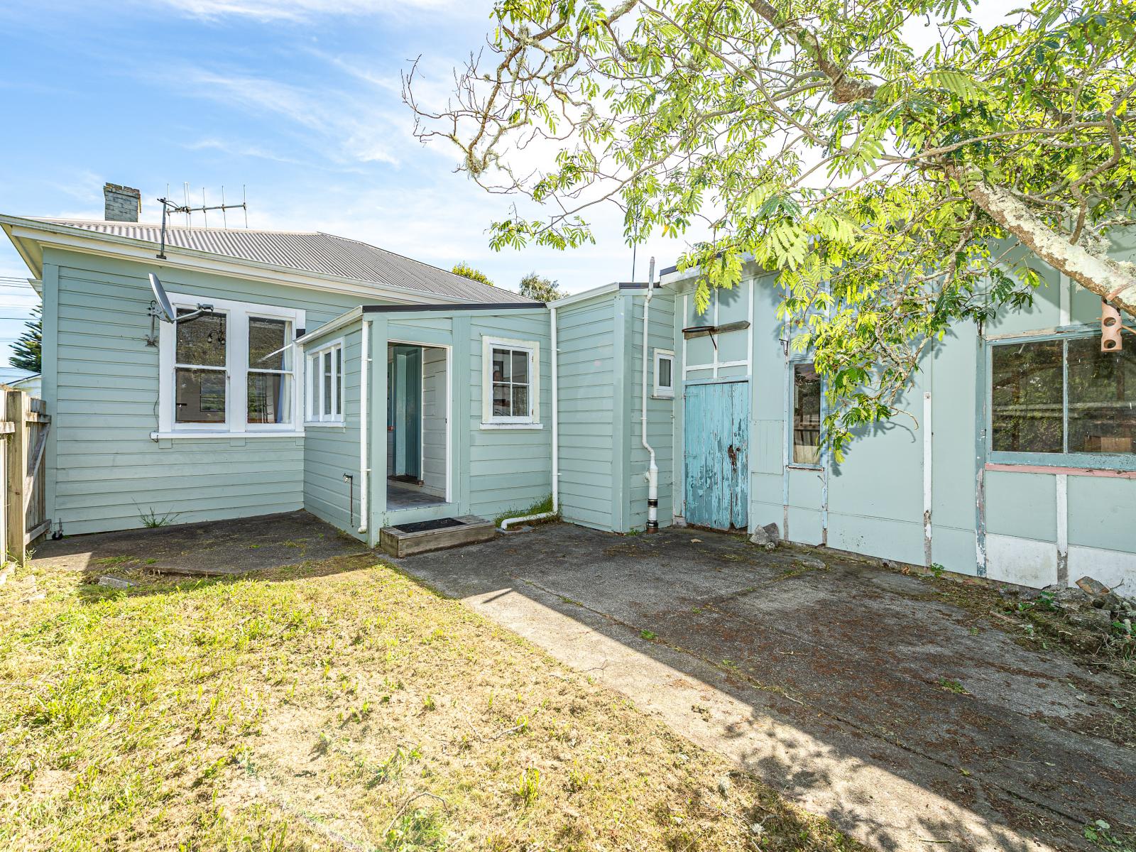 8 Field Street, Aramoho