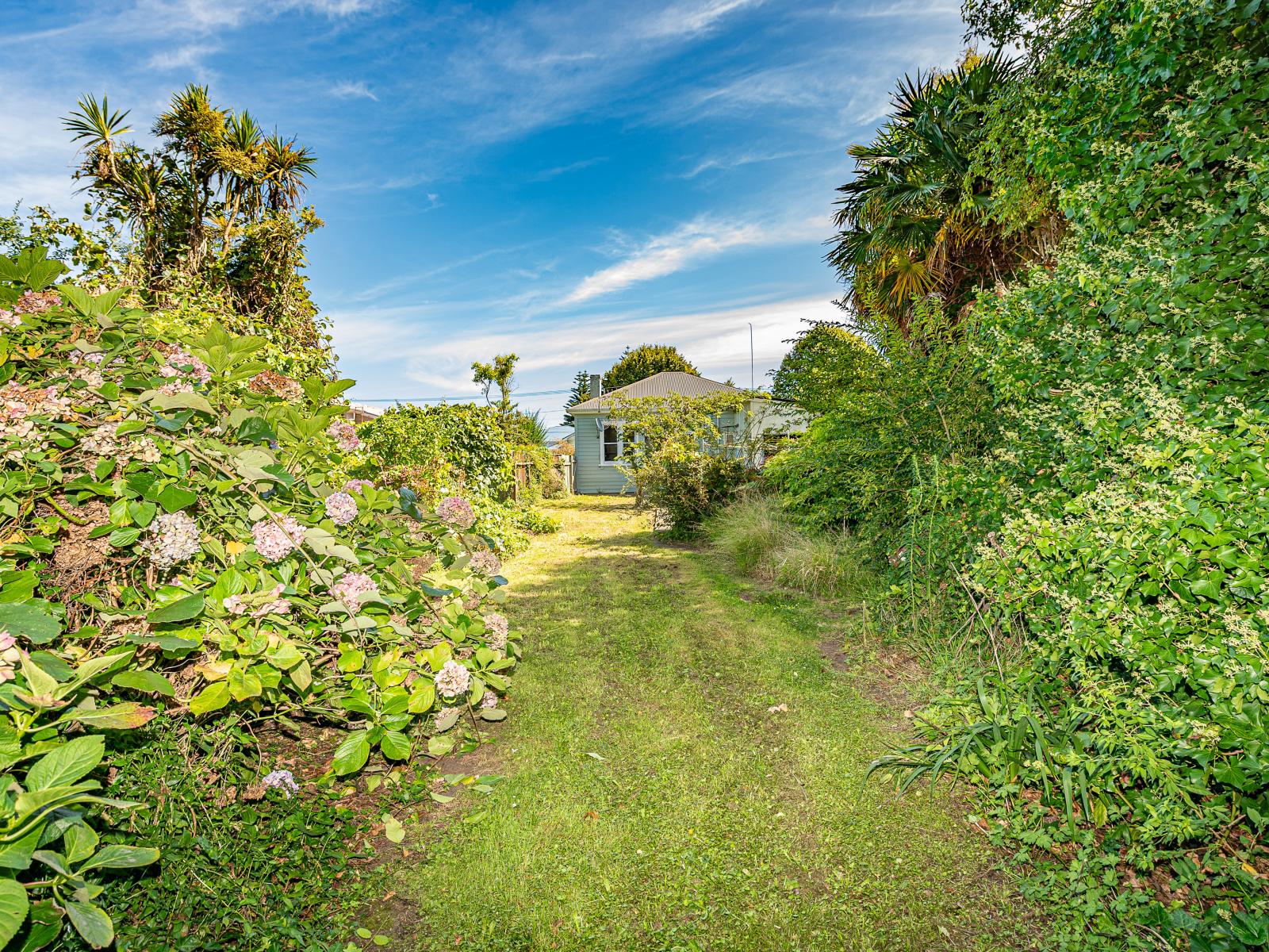 8 Field Street, Aramoho