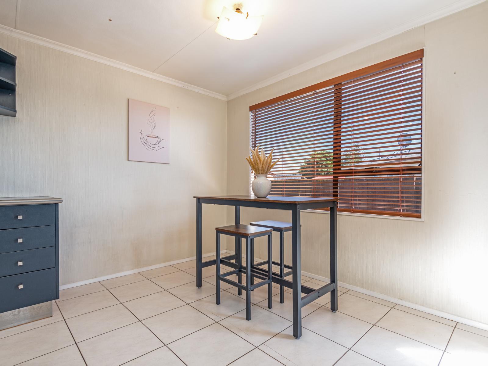 12 Hillcrest Drive, Kelvin Grove