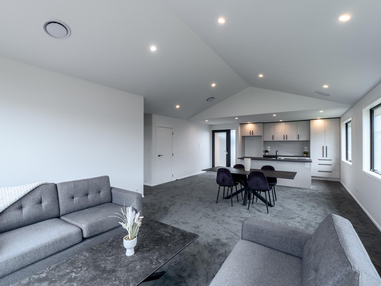 99 Hoffman Court, Waikiwi